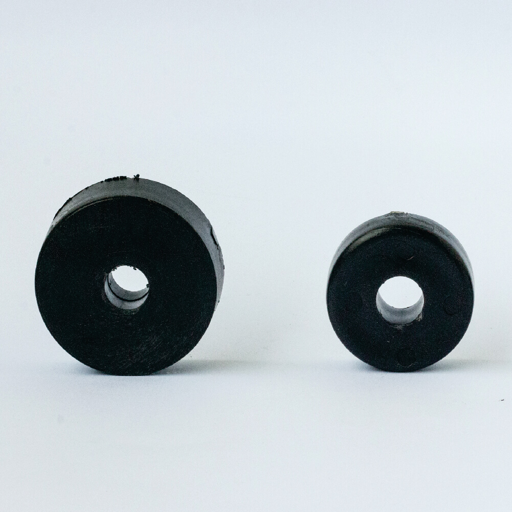 Foto: Bucha de Nylon 7,62cm x 3cm