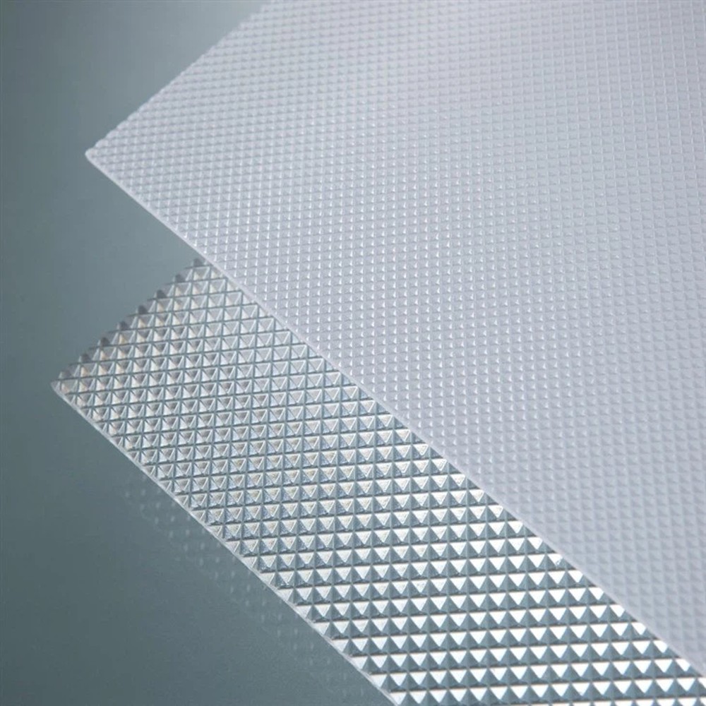 Foto: Chapa de Policarbonato Prismatico Branco 3mm - 1,22m x 2,44m - Importado